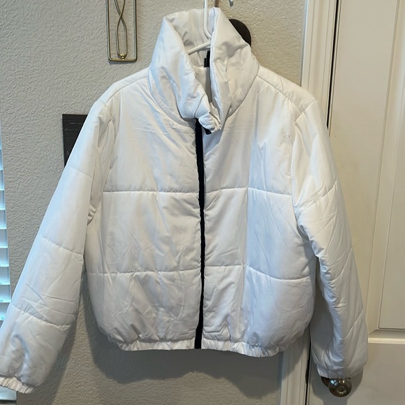 Wild Fable White Puffer Jacket - Picture 1 of 6